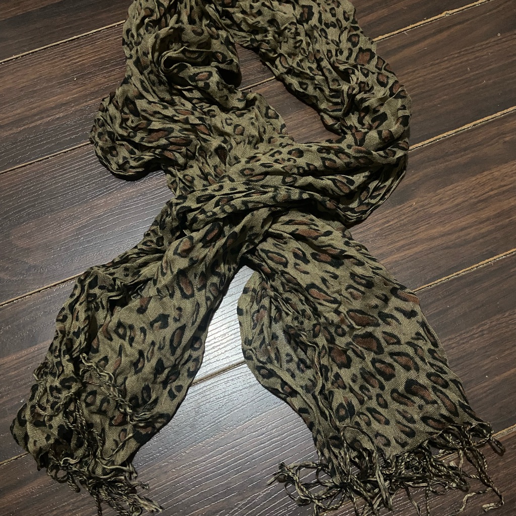 Women’s Leopard Print Scarf 74 X 26”